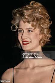 1,169 Laura Dern Golden Globes Photos & High Res Pictures