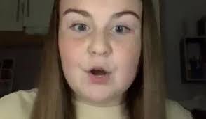 Alisha Gibbons's Instagram, Twitter & Facebook