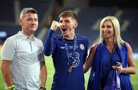 They all piled to the front (including his mum and dad) to see him get the man of the match award. Gilmour Grudge Laid To Rest After Pro Rangers Antics Ibrox Noise