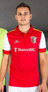Paulinho (sporting braga) left footed shot from outside the box is saved in the centre of the goal. Sporting Braga 15 16 Trikots Veroffentlicht Nur Fussball