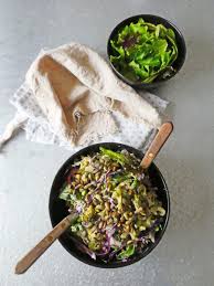 Salade De Pates Aux Pois Casses Sauce Cremeuse Et Legere Au Sesame Sans Ble Vegan Pois Casses Salade De Pates Sauce Cremeuse