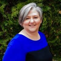 Glenna Bennett's Instagram, Twitter & Facebook