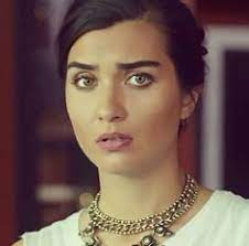 Thus you will notice both regular episode numbers and netflix episode numbers, with about 3 netflix episodes to every 1 regular episode. 65 Elif Style Ideas Tuba Buyukustun Style Tuba