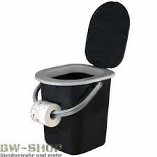 Diese toilette ist mit einem hochwertigem und sehr robustem kunststoff ausgestattet und eignet sich für den in & outdoor bereich. Branq Campingtoilette 22l Reise Klo Toilette Camping Eimer Outdoor Wc Campingklo Ebay