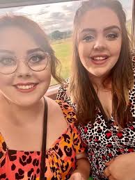 Mum's weight loss surgery 'nearly killed' her best friend who needed to be  flown home in race against time