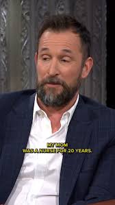 Noah Wyle’s medical drama, “The Pitt,” sparked a new connection with and  appreciation for his mom.