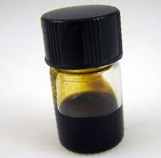 Place kief, water and ice in a blender. Best Way To Make Hash Oil Hash Oil Making Process Leaf Expert