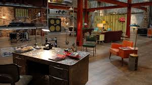 Peyton S Desk On One Tree Hill I Want This Desk Bedroom Red One Tree Hill Home