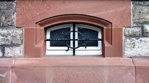 Er ist sozusagen das zentrale verbindungsstück. Ratgeber Kellerwohnung Einrichten Blog Guenstigeinrichten De