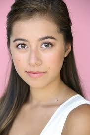 Olivia Shipp's Instagram, Twitter & Facebook