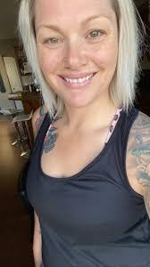 Hi this is me Leah I've just joined this group so I would introduce myself  to all you BEAUTIFUL people here ,blessings to you All