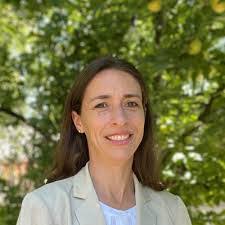 Molly Swenson's Instagram, Twitter & Facebook