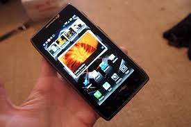 Motorola Droid Razr Maxx Review: 4G LTE ...