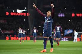 L'attaquant de 22 ans, qui avait terminé meilleur buteur du championnat macédonien en inscrivant 18 buts en 31 rencontres, était notamment courtisé par trabzonspor et mönchengladbach. Ligue 1 Kylian Mbappe Psg Officialise Meilleur Buteur Par La Lfp L Equipe