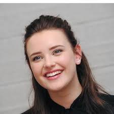 smile😊❣️😍... . follow for more @katherinelangford111 . . .  #katherinelangfordpics #katherinelangfordlove #katherinelangfordfans  #katherinelangford #13reasonswhyseason2 #13reasonwhyfans #13reasonwhyseries  #13reasonswhy #13reasonswhyedit ...