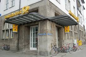 Auf den briefkästen steht immer drauf wann sie geleert werden. Post Ostbahnhof Orleansstr Haidhausen 81669 Munchen Post Willkommen
