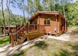 Centrally located between nottingham and lincoln, center parcs sherwood forest is an accessible drive from all over the uk. Sherwood Castle Holiday Forest In Sherwood Forest Rufford Lodges Book Online Hoseasons