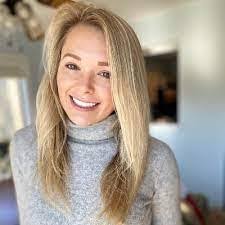 Amanda Miears's Instagram, Twitter & Facebook