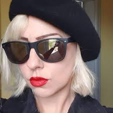 Sarah Jane Pickles Artist/Teacher (@SarahJanePickl1)