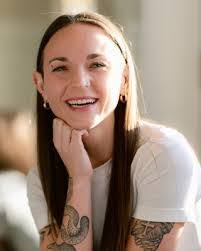 Olivia Houser's Instagram, Twitter & Facebook