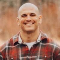 300+ perfiles de «Bausman»