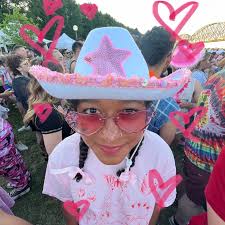 it's samara day!!!! she lights up my days in ways i didn't even know were  possible. this world is so much more beautiful with you in it. as  indecisive as i am,