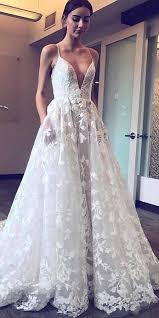 Gorgeous V Neck Spaghetti Straps Tulle Applique Wedding Dresses Ball Dresses Ball Gowns Wedding Wedding Dress With Pockets
