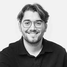 Dennis Strait's Instagram, Twitter & Facebook