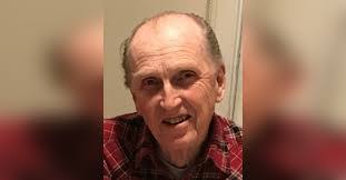 Paul Clapsaddle's Instagram, Twitter & Facebook