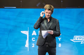 Cílem je dokázat, že chutné a zdravé jídlo se dá připravit velice snadno, navíc to může být i zábava. Tomas Mechacek Aktualne Cz