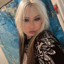 Madison Isaac's Instagram, Twitter & Facebook