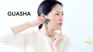 'gua' means scrape, and 'sha' means sand, explains dr. Facial Gua Sha And Acupressure Massage Gothamista Youtube