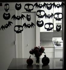 Diy Spooky Halloween Garland Pinlavie Com Fun Diy Halloween Decorations Halloween Garland Halloween Crafts Decorations