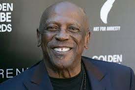 Dexter Shanks's Instagram, Twitter & Facebook