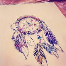 We Heart It Tattoos Dream Catcher Dream Catcher Drawing Un attrape rêve avec un napperon et des plumes, une suspension plume, ou encore une guirlande lumineuse de plumes. we heart it tattoos dream catcher