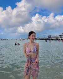 Lee dain has flower dresses perfect for hot weather. Xnwx6a9pui Pvm
