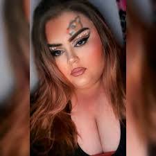 Candice Shifflett's Instagram, Twitter & Facebook