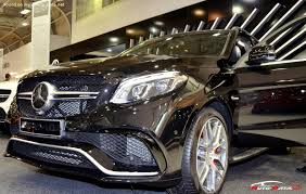 With a starting price of $132,000, and fully loaded at more than $160k, it competes with a small, elite class of suvs that include the bmw x7 alpina and the range rover sport supercharged v8. 2015 Mercedes Benz Gle Suv W166 Amg Gle 63 S V8 585 Ps 4matic G Tronic Technische Daten Verbrauch Spezifikationen Masse