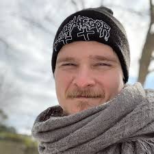 Stream Erik Friend music