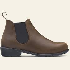 Katie quinn is an image consultant, personal wardrobe stylist and the founder of q the stylist, an image consulting service based in new york city helping men and women understand their specific goals. Antique Brown Leather Ankle Boots Women S Style 1970 Blundstone Usa