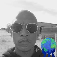 Carrying sorrows is like carrying rotten potatoes