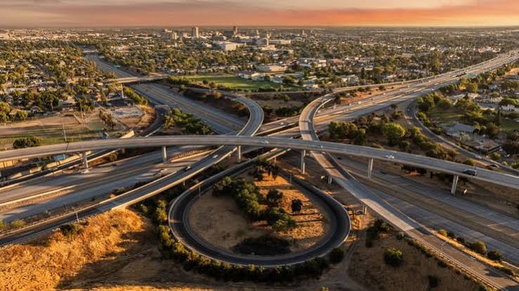 The Difference Between a Highway and a Freeway | Omega Law Group