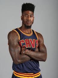 Kyrie andrew irving (born march 23, 1992) is an american professional basketball player for the cleveland cavaliers of the national basketball irving was born in melbourne, australia, but grew up in west orange, new jersey. Compare Kyrie Irving S Height Weight Eyes Hair Color With Other Celebs