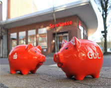 Neben öffnungszeiten, adresse und telefonnummer, bieten wir auch eine route zum geschäft und erleichtern euch so den weg zur nächsten filiale. Herner Sparkasse Quartier Rohlinghausen