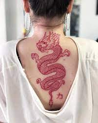 Tatuagem De Dragao 95 Fotos E Os Significados Desse Animal Lendario Tatuagem De Dragao Tatuagem Na Mao Tatuagem