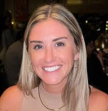 Abby Noble's Instagram, Twitter & Facebook