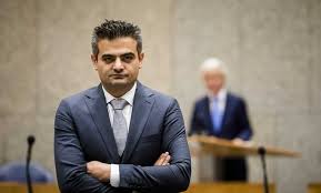 Translation in sentences, listen to pronunciation and learn grammar. Kuzu Stopt Als Partijleider Van Denk En Stapt Volgend Jaar Uit Politiek Politiek Ad Nl