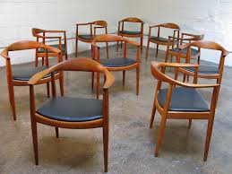 Set Of Ten Early Hans Wegner Round Chairs Ebay Chair Round Chair Dining Room Chairs Modern