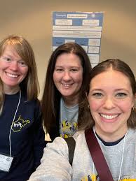 Hope Wright (@khopewright)