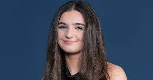 Maureen Bradley's Instagram, Twitter & Facebook